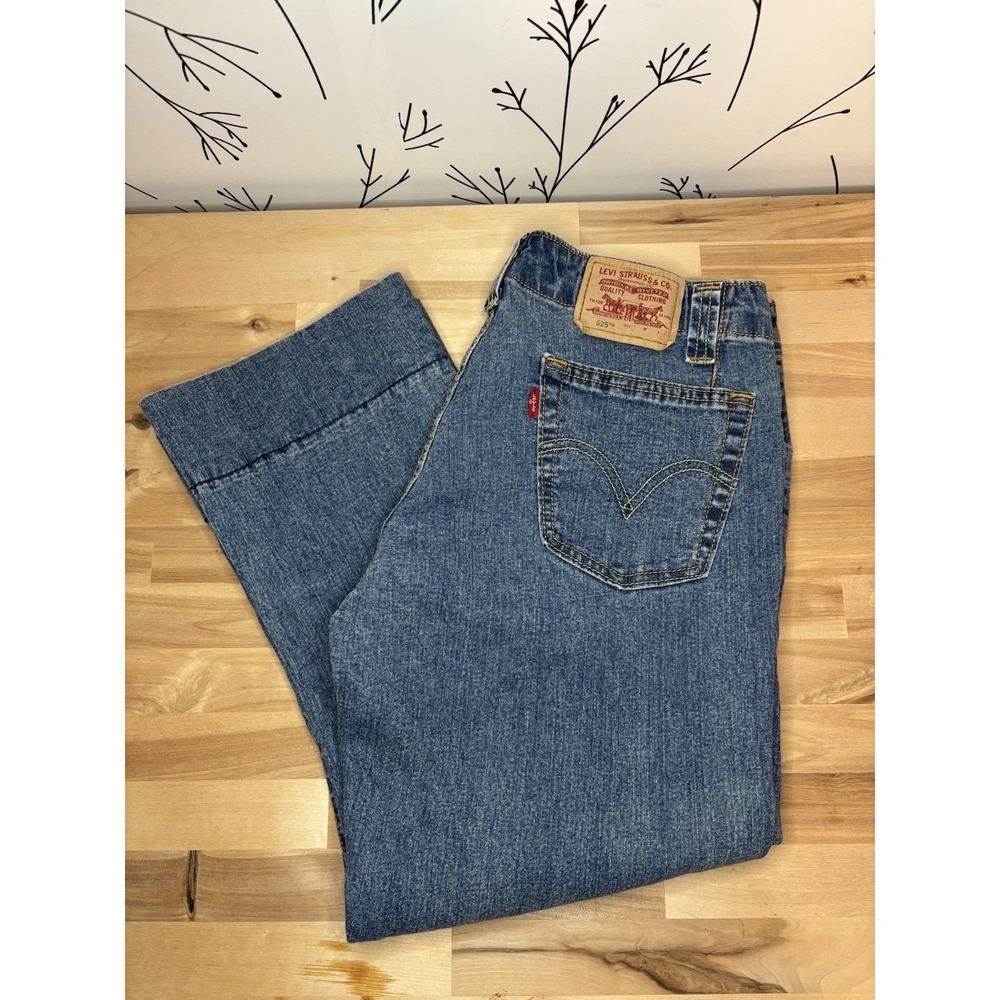 Levi's Nouveau Low Capri Stretch Blue Denim Jeans‎ Women's Size 6